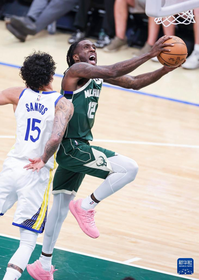 爱游戏官方包含赛地聚焦——欧篮联今晨热度飙升，密尔沃基雄鹿外线爆发，震撼外界，球探报告显示潜力的词条