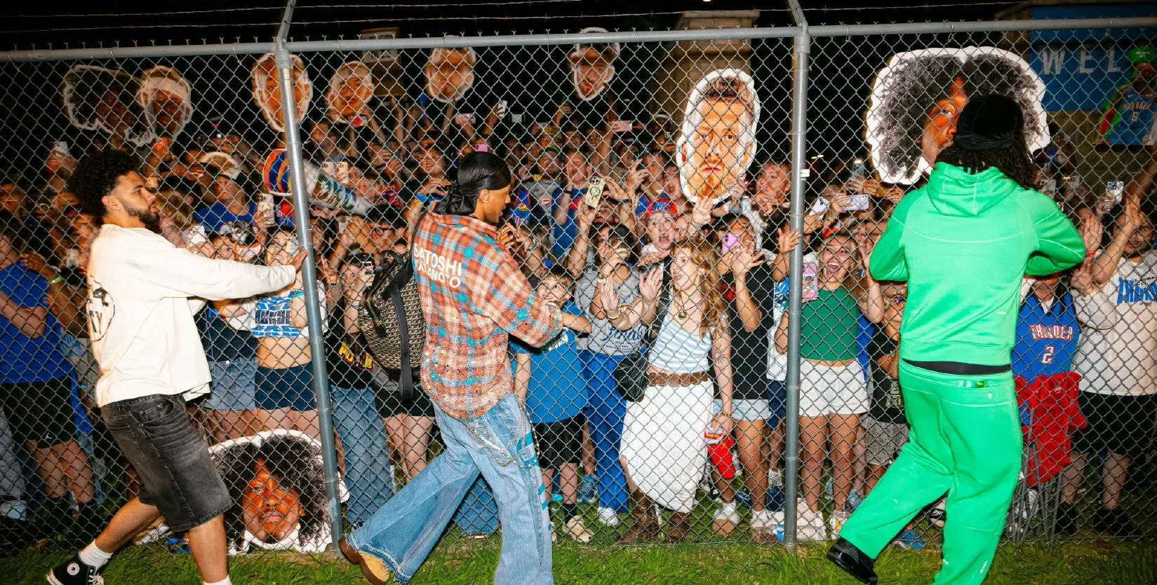 俄克拉荷马雷霆训练开放日,转会期回应争议引欢呼,欧超杯在即,细节决定成败的简单介绍 俄克拉荷马雷霆训练开放日,转会期回应争议引欢呼,欧超杯在即,细节决定成败的简单介绍