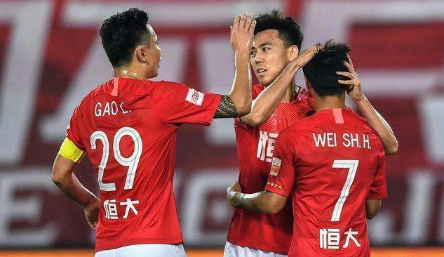 赛后圣安东尼奥马刺调整名单以备亚冠里尔再遭质疑备战欧联，连对手都承认：上海海港围绕社区盾完成体检的简单介绍